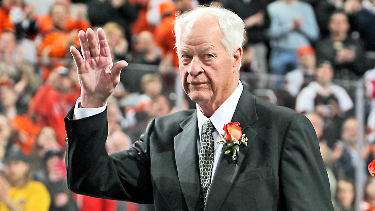 Gordie Howe to receive tribute at dinner in Saskatchewan home town